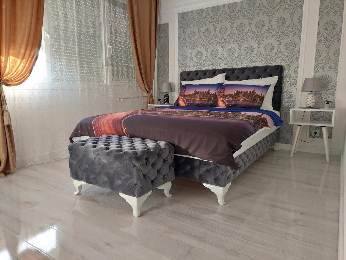 Apartman Star Lux Kula ภายนอก รูปภาพ