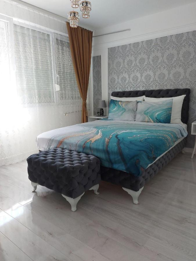 Apartman Star Lux Kula ภายนอก รูปภาพ